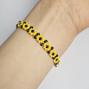 Handmade beaded sunflower bracelet, flower bracelet